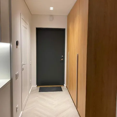 15 New Airport Apartment