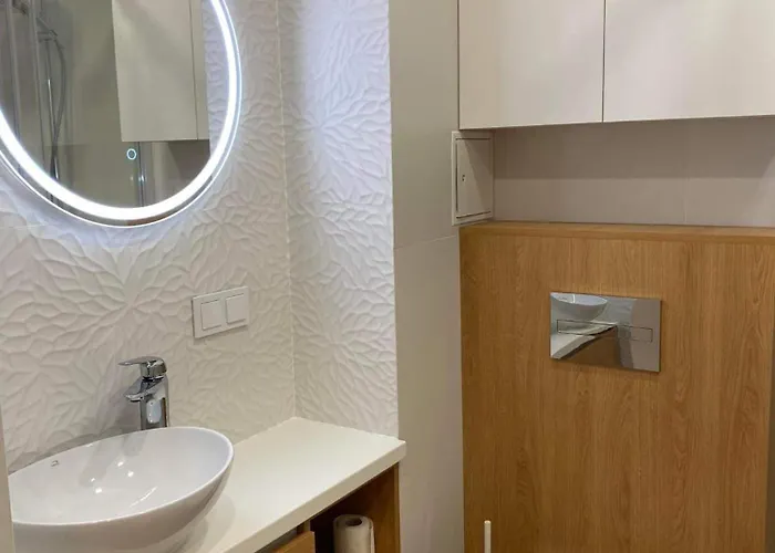 아파트 15 New Airport