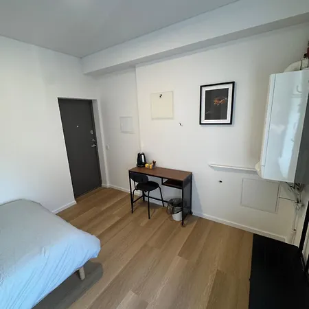 15 New Airport Вильнюс