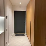 15 New Airport Lägenhet